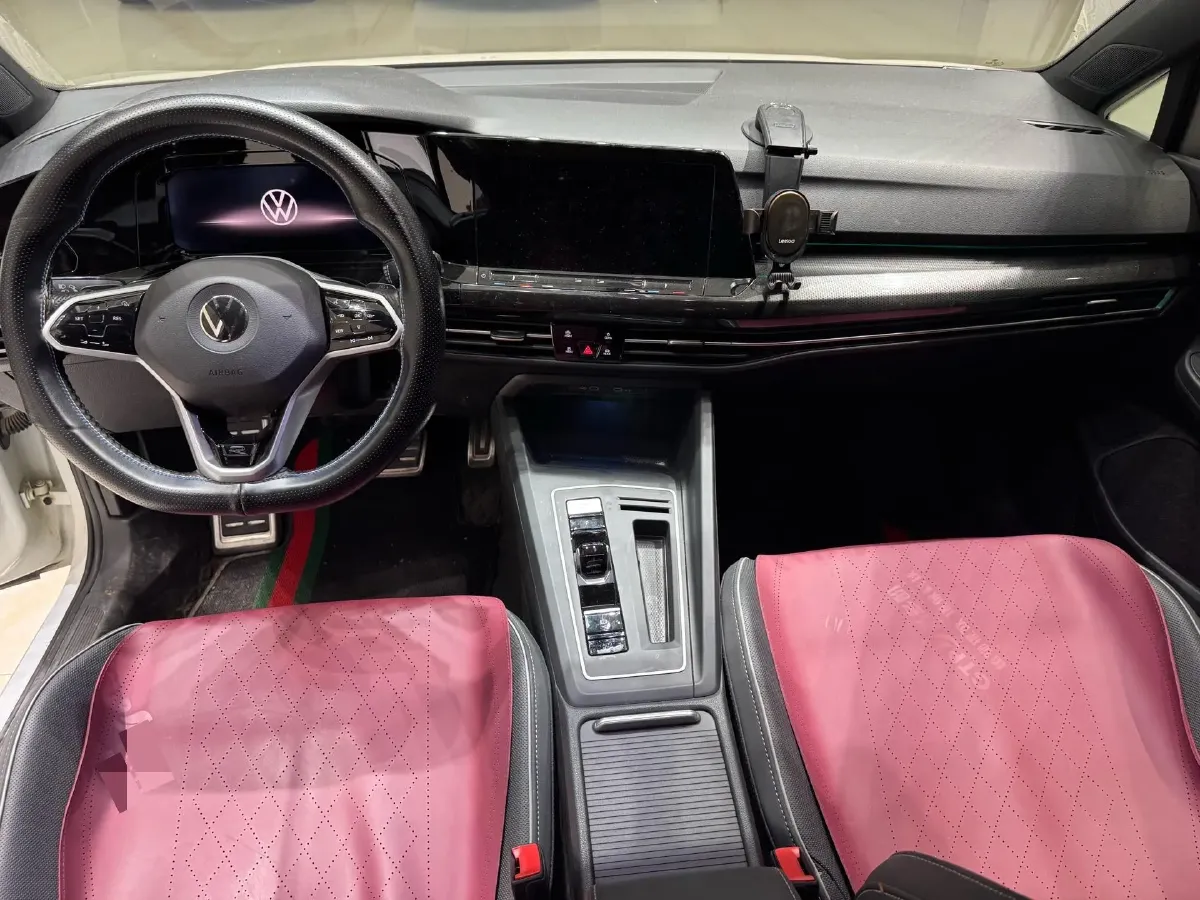 2023 Volkswagen Golf 1.4T 150HP L4 7DCT,autocango,china used car exporter,china ev exporter,chinese used car exporter,chinese used ev exporter