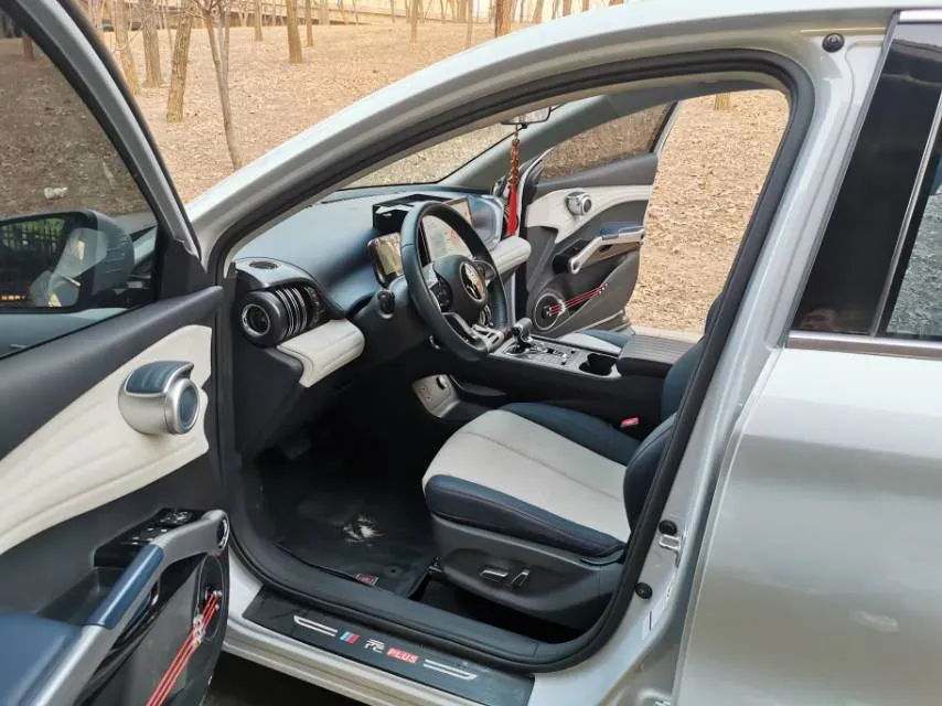 2022 Hycan Z03 BEV 64.23KWH,autocango,china used car exporter,china ev exporter,chinese used car exporter,chinese used ev exporter