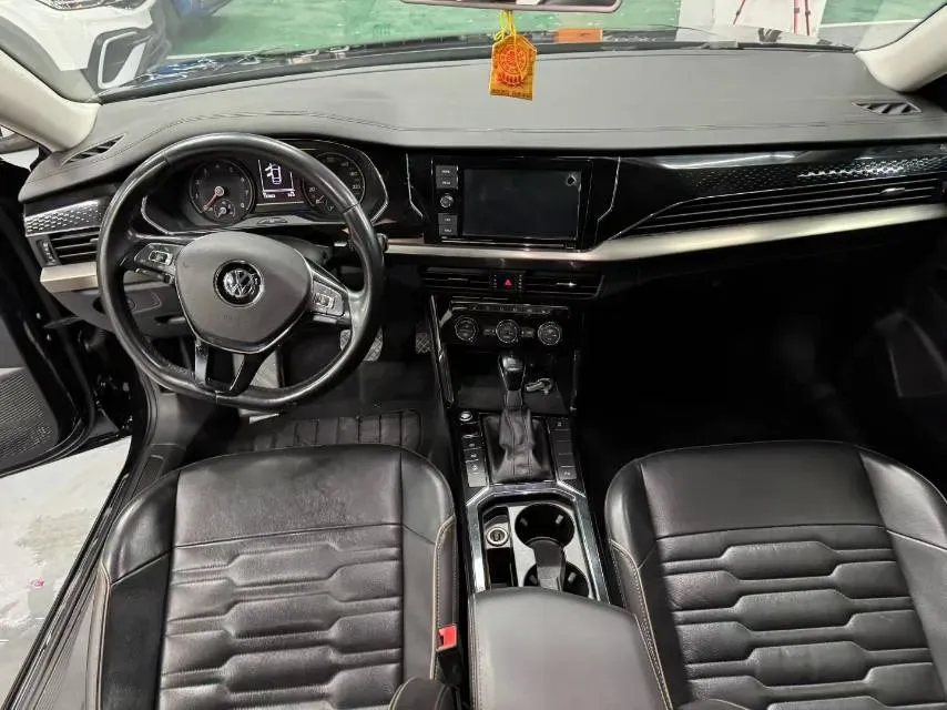 2019 Skoda Kodiak 2.0T 186HP L4 7DCT,autocango,china used car exporter,china ev exporter,chinese used car exporter,chinese used ev exporter