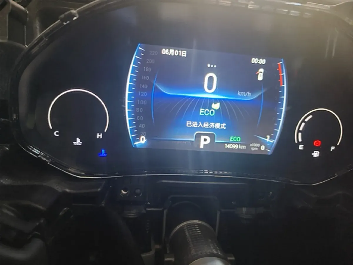 2025 Chery Tiggo 8 1.5T 156HP L4 6DCT,autocango,china used car exporter,china ev exporter,chinese used car exporter,chinese used ev exporter