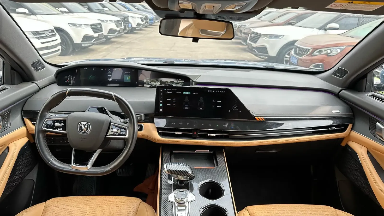 2021 ChangAn UNI-K 2.0T 233HP L4 8AT,autocango,china used car exporter,china ev exporter,chinese used car exporter,chinese used ev exporter