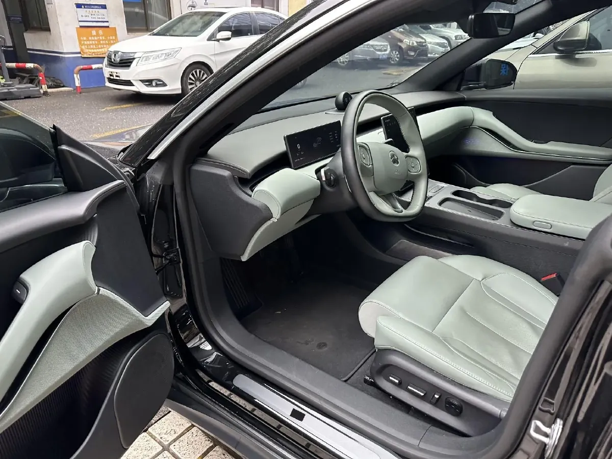 2023 NIO ET5T BEV 75KWH,autocango,china used car exporter,china ev exporter,chinese used car exporter,chinese used ev exporter