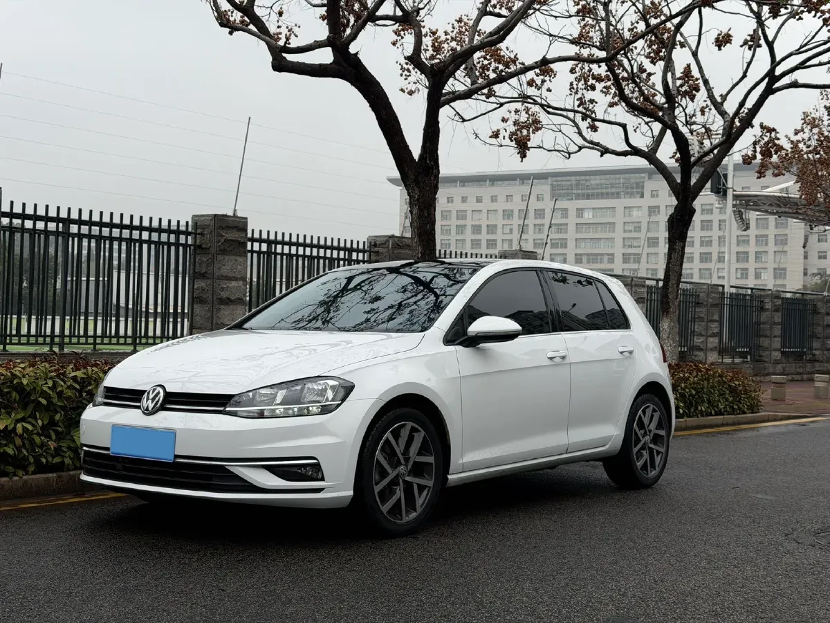 2019 Volkswagen Golf 1.2T 116HP L4 7DCT,autocango,china used car exporter,china ev exporter,chinese used car exporter,chinese used ev exporter