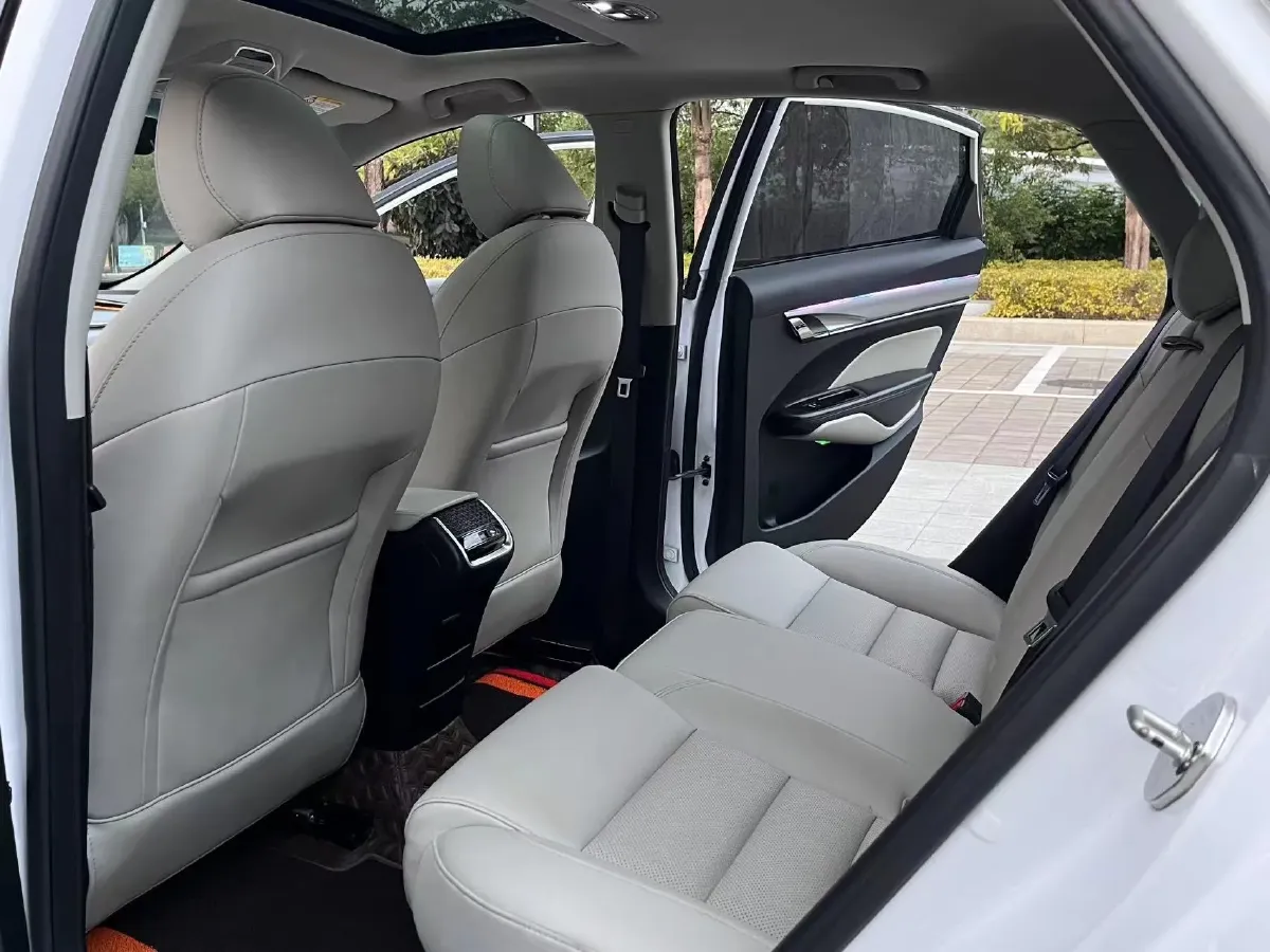 2018 Geely Binray 1.4T 133HP L4 CVT,autocango,china used car exporter,china ev exporter,chinese used car exporter,chinese used ev exporter