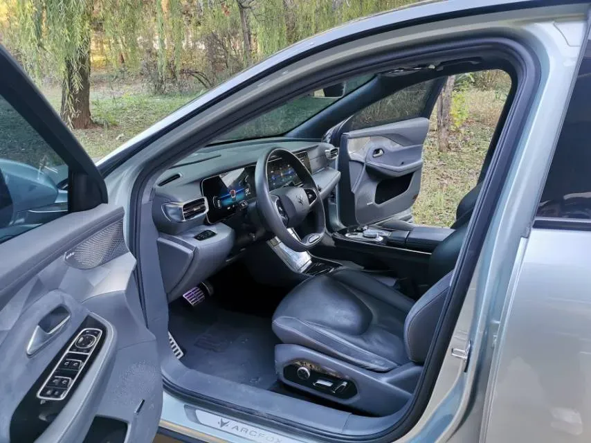 2022 ARCFOX αS BEV 93.6KWH,autocango,china used car exporter,china ev exporter,chinese used car exporter,chinese used ev exporter