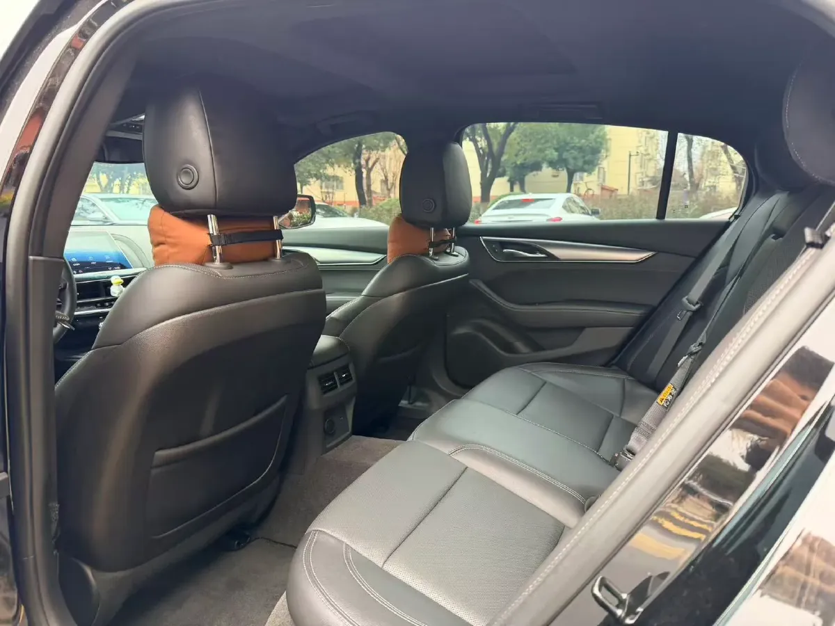 2022 Cadillac CT5 2.0T 237HP L4 10AT,autocango,china used car exporter,china ev exporter,chinese used car exporter,chinese used ev exporter