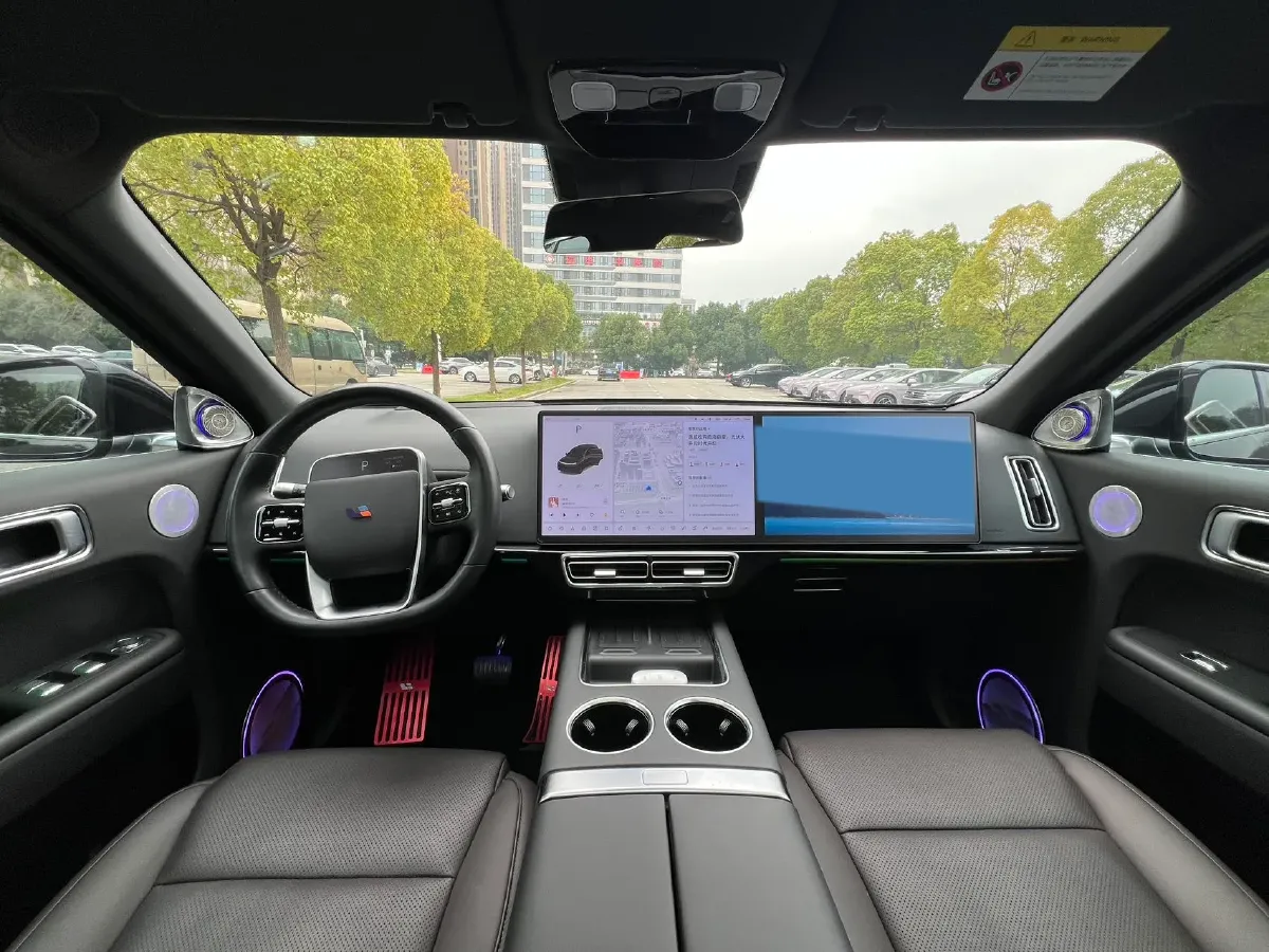 2023 Li L8 Range Extended 154HP REEV 40.9KWH,autocango,china used car exporter,china ev exporter,chinese used car exporter,chinese used ev exporter