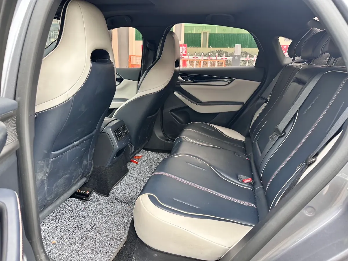 2021 Haval F7 1.5T 169HP L4 7DCT,autocango,china used car exporter,china ev exporter,chinese used car exporter,chinese used ev exporter