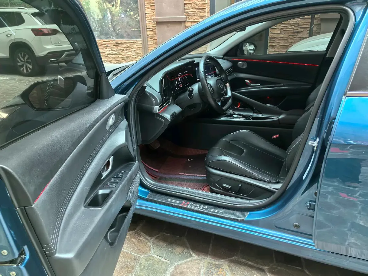 2021 Hyundai Elantra 1.5L 115HP L4 CVT,autocango,china used car exporter,china ev exporter,chinese used car exporter,chinese used ev exporter