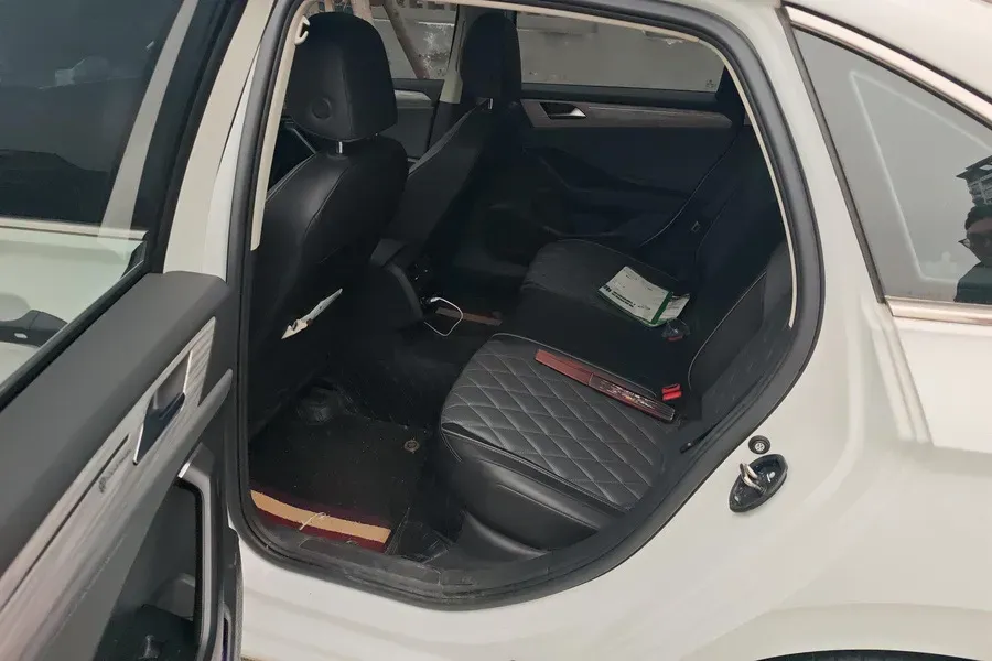 2023 Volkswagen Sagitar 1.5T 160HP L4 7DCT,autocango,china used car exporter,china ev exporter,chinese used car exporter,chinese used ev exporter