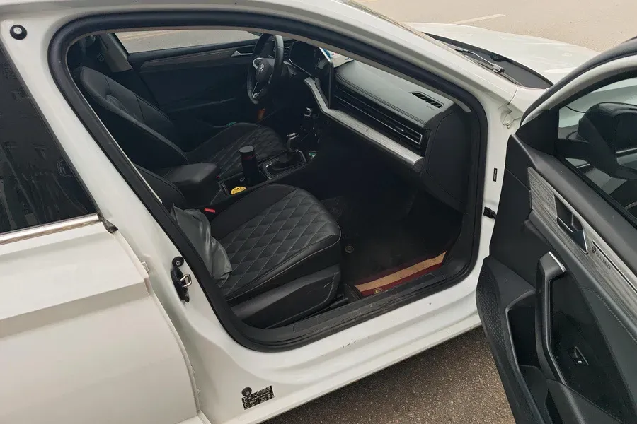 2023 Volkswagen Sagitar 1.5T 160HP L4 7DCT,autocango,china used car exporter,china ev exporter,chinese used car exporter,chinese used ev exporter