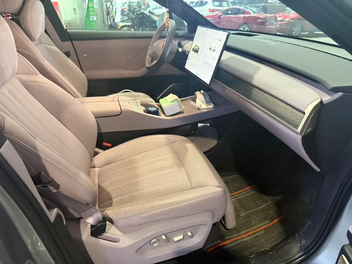 2024 ONVO L60 BEV 60KWH,autocango,china used car exporter,china ev exporter,chinese used car exporter,chinese used ev exporter