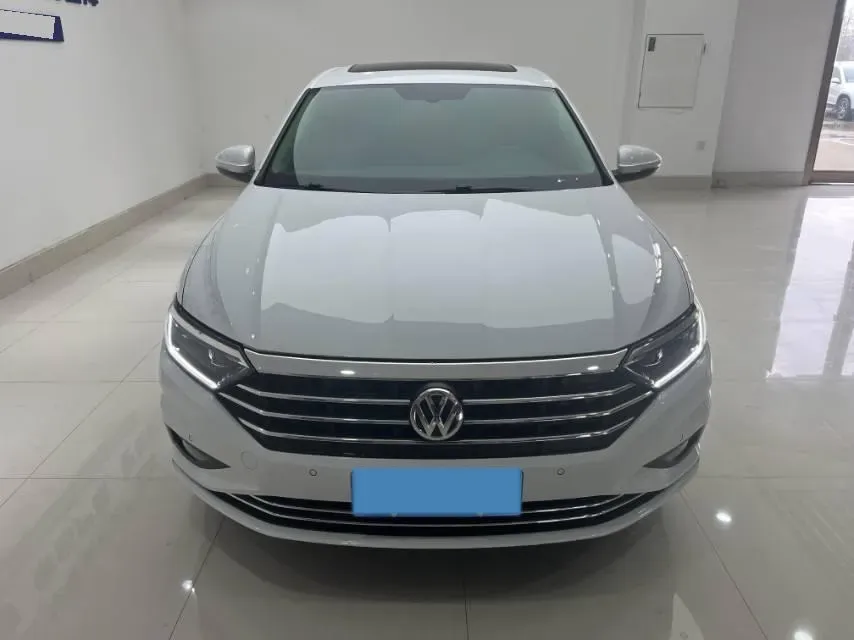 2019 Luxgen Grand 7 MPV 2.0T 188HP L4 6AT,autocango,china used car exporter,china ev exporter,chinese used car exporter,chinese used ev exporter