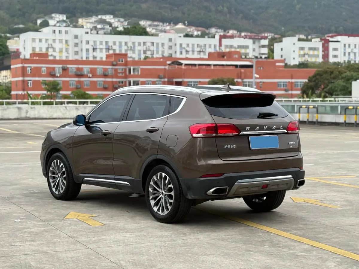 2017 Haval H6 2.0T 197HP L4 7DCT,autocango,china used car exporter,china ev exporter,chinese used car exporter,chinese used ev exporter