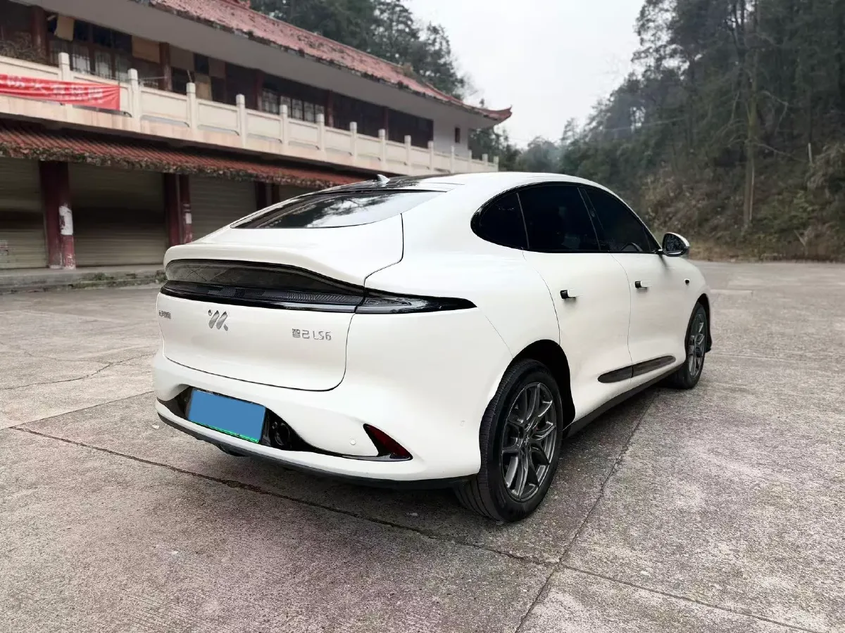 2025 IM LS6 BEV 75KWH,autocango,china used car exporter,china ev exporter,chinese used car exporter,chinese used ev exporter