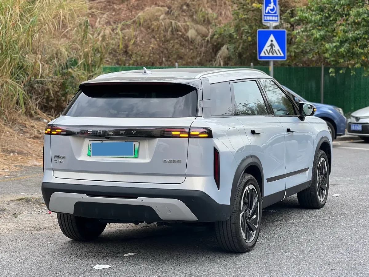 2024 Chery Exploration 06 C-DM 1.5T 156HP L4 DHT PHEV 18.3KWH,autocango,china used car exporter,china ev exporter,chinese used car exporter,chinese used ev exporter