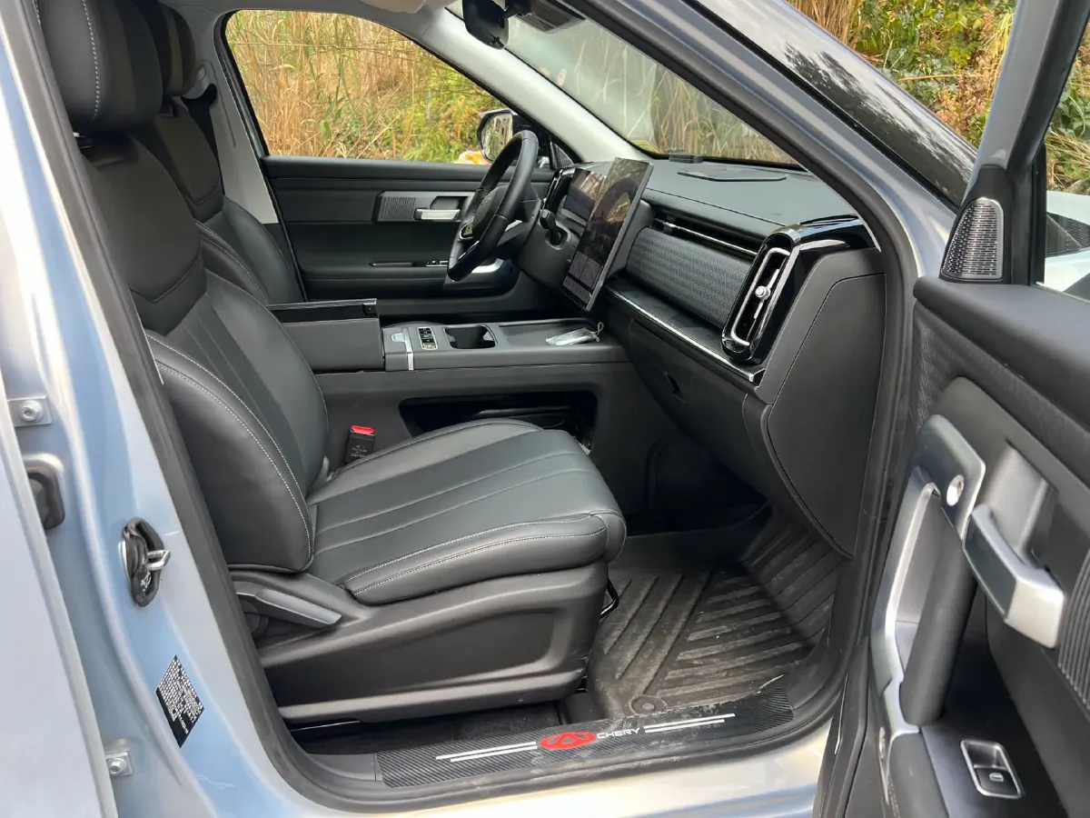 2024 Chery Exploration 06 C-DM 1.5T 156HP L4 DHT PHEV 18.3KWH,autocango,china used car exporter,china ev exporter,chinese used car exporter,chinese used ev exporter