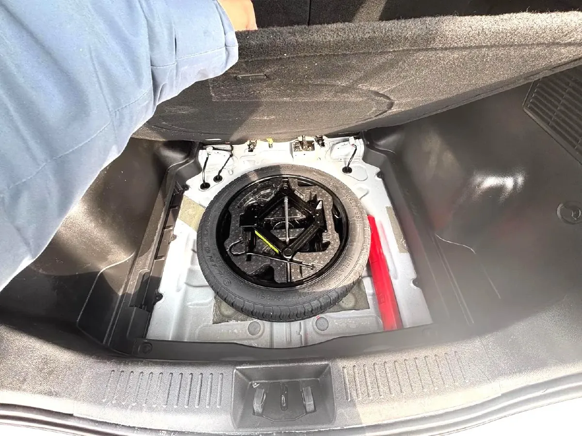 2023 Chery Tiggo 7 1.5T 156HP L4 CVT,autocango,china used car exporter,china ev exporter,chinese used car exporter,chinese used ev exporter