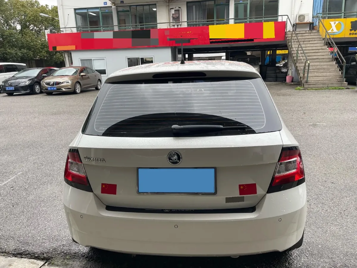 2017 Skoda Fabia 1.4L 90HP L4 6AT,autocango,china used car exporter,china ev exporter,chinese used car exporter,chinese used ev exporter