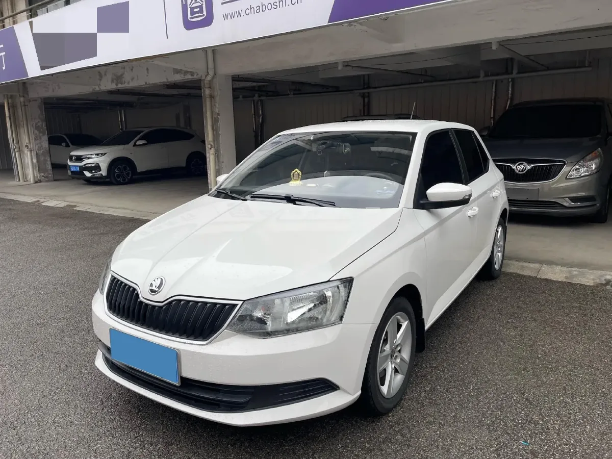2017 Skoda Fabia 1.4L 90HP L4 6AT,autocango,china used car exporter,china ev exporter,chinese used car exporter,chinese used ev exporter