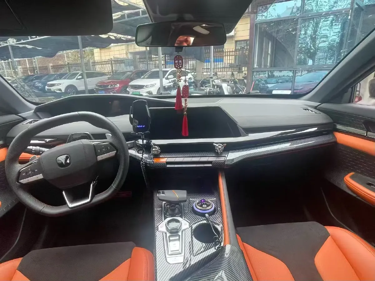 2023 ChangAn UNI-V 1.5T 188HP L4 7DCT,autocango,china used car exporter,china ev exporter,chinese used car exporter,chinese used ev exporter