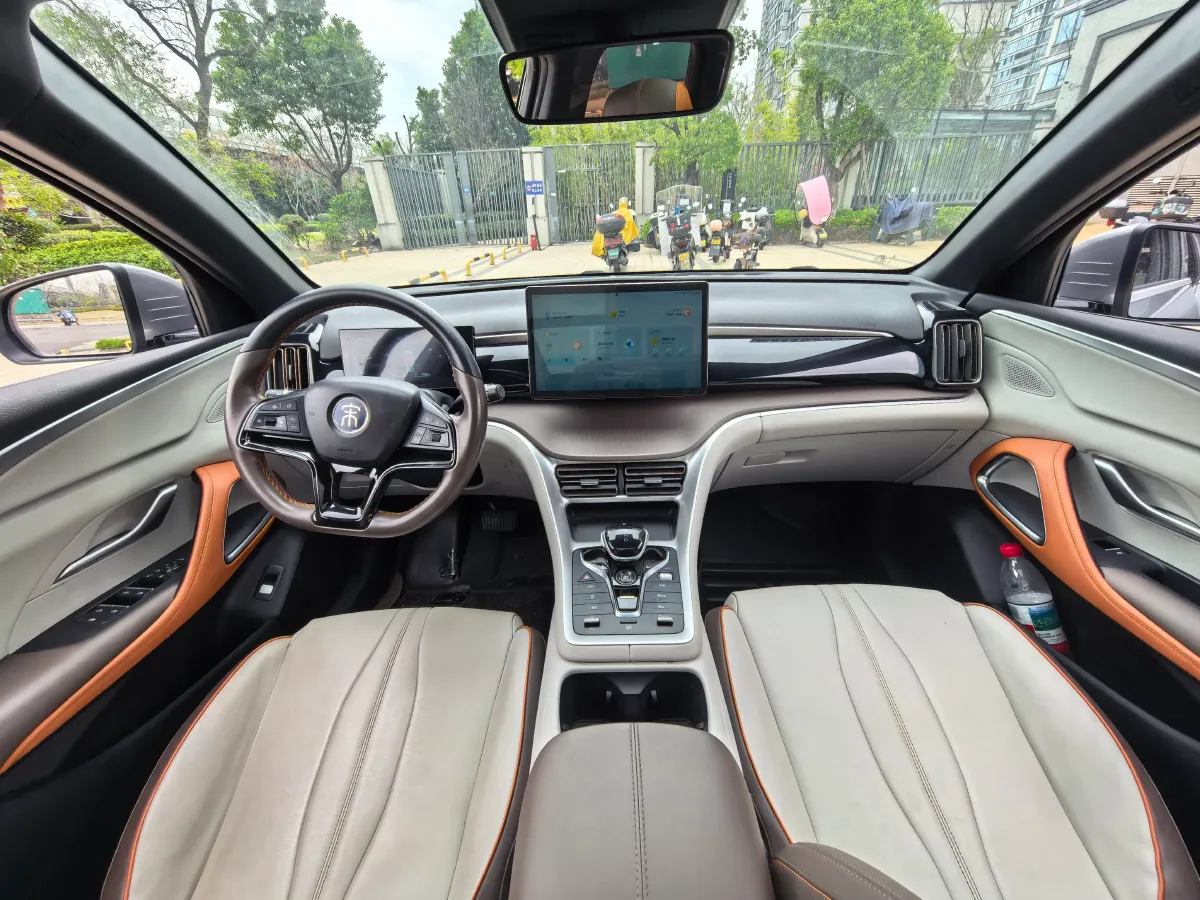 2022 Ruichi Auto EC31 BEV 41.932KWH,autocango,china used car exporter,china ev exporter,chinese used car exporter,chinese used ev exporter