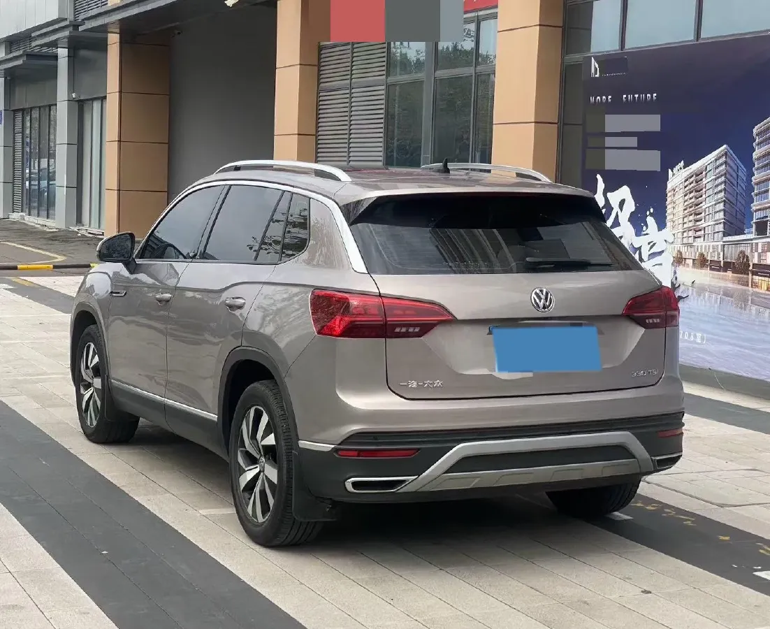 2021 Volkswagen Tayron 2.0T 186HP L4 7DCT,autocango,china used car exporter,china ev exporter,chinese used car exporter,chinese used ev exporter