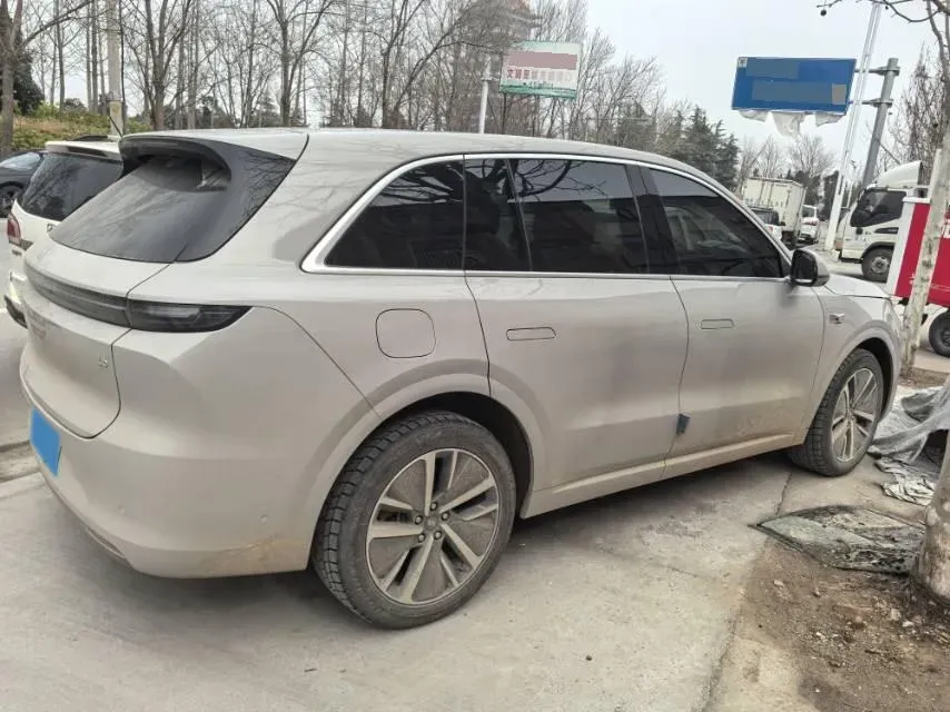 2024 Li L6 Range Extended 154HP L4 REEV 36.8KWH,autocango,china used car exporter,china ev exporter,chinese used car exporter,chinese used ev exporter