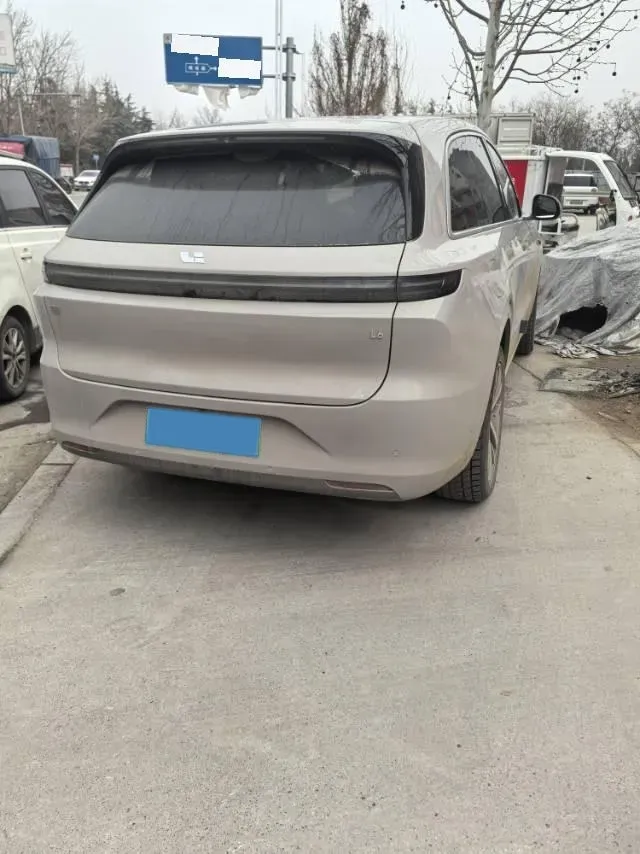 2024 Li L6 Range Extended 154HP L4 REEV 36.8KWH,autocango,china used car exporter,china ev exporter,chinese used car exporter,chinese used ev exporter