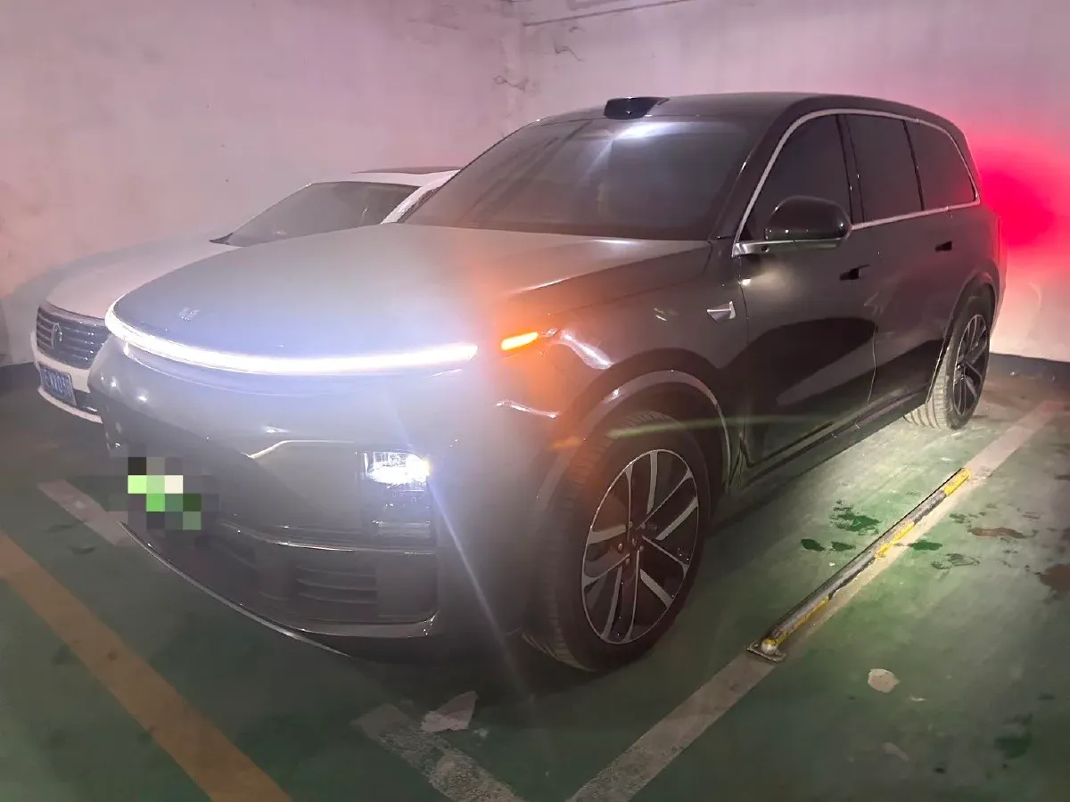 2022 Li L9 Range Extended 154HP REEV 42.6KWH,autocango,china used car exporter,china ev exporter,chinese used car exporter,chinese used ev exporter