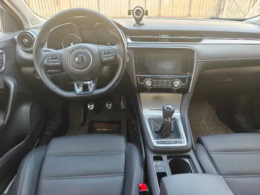 2017 MG MG6 1.5T 169HP L4 6MT,autocango,china used car exporter,china ev exporter,chinese used car exporter,chinese used ev exporter