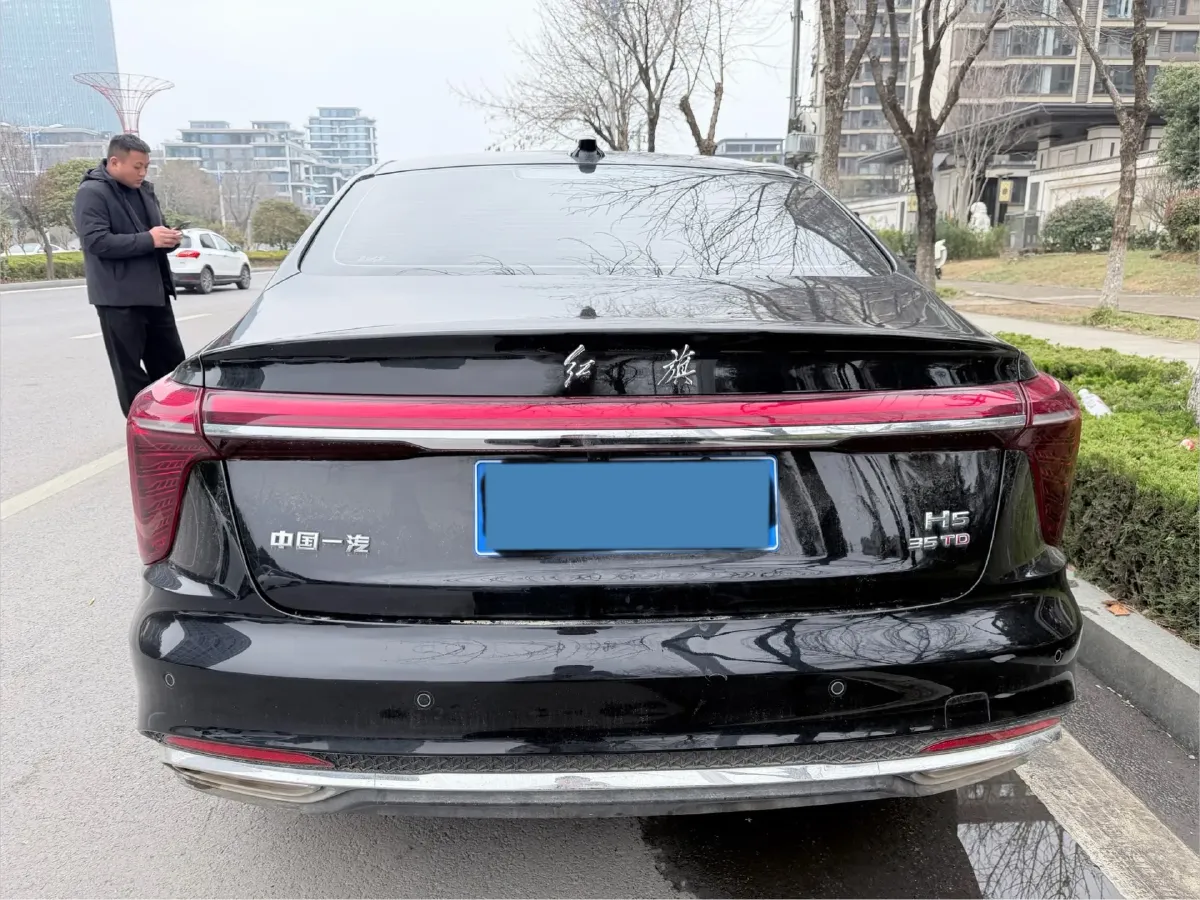 2024 HongQi H5 1.5T 169HP L4 7DCT,autocango,china used car exporter,china ev exporter,chinese used car exporter,chinese used ev exporter