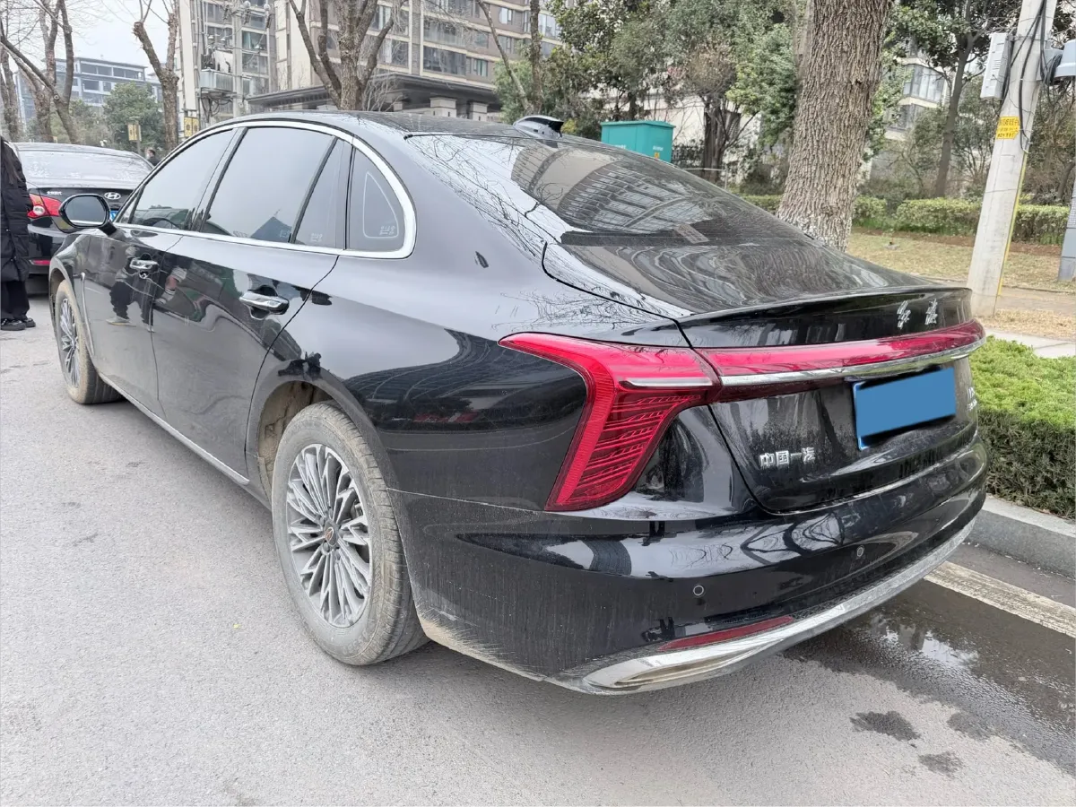 2024 HongQi H5 1.5T 169HP L4 7DCT,autocango,china used car exporter,china ev exporter,chinese used car exporter,chinese used ev exporter