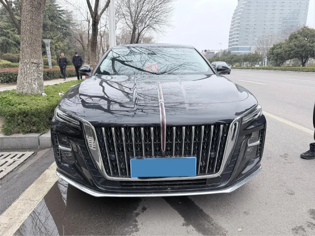 2024 HongQi H5 1.5T 169HP L4 7DCT,autocango,china used car exporter,china ev exporter,chinese used car exporter,chinese used ev exporter