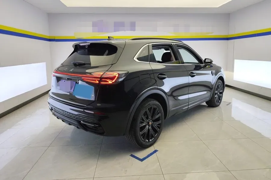 2025 HongQi HS5 2.0T 252HP L4 8AT,autocango,china used car exporter,china ev exporter,chinese used car exporter,chinese used ev exporter