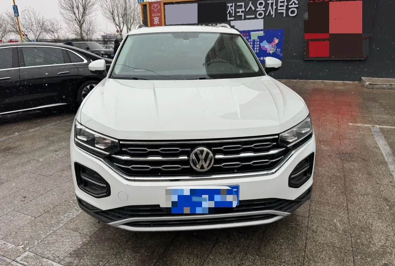 2019 Jeep Cherokee 2.0T 234HP L4 9AT,autocango,china used car exporter,china ev exporter,chinese used car exporter,chinese used ev exporter