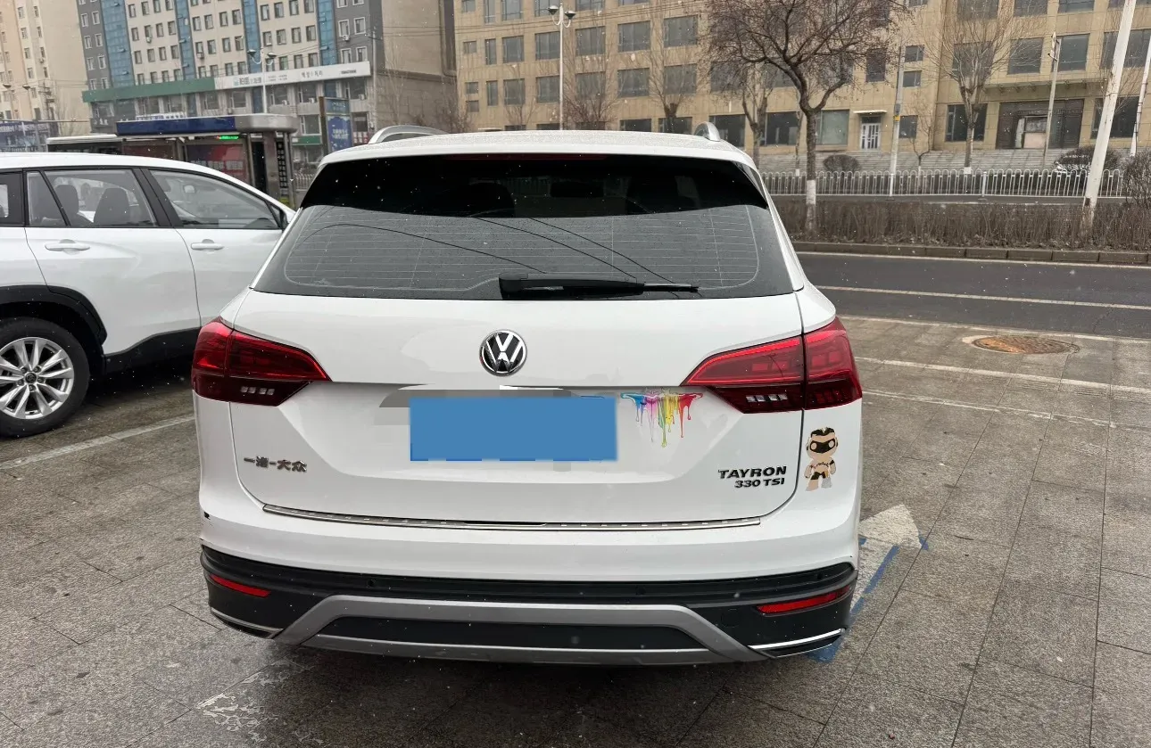 2019 Jeep Cherokee 2.0T 234HP L4 9AT,autocango,china used car exporter,china ev exporter,chinese used car exporter,chinese used ev exporter