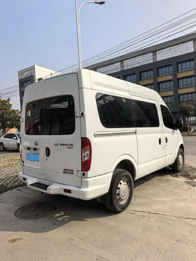 2018 MAXUS XinTu V80 2.5T 136HP L4 6MT,autocango,china used car exporter,china ev exporter,chinese used car exporter,chinese used ev exporter