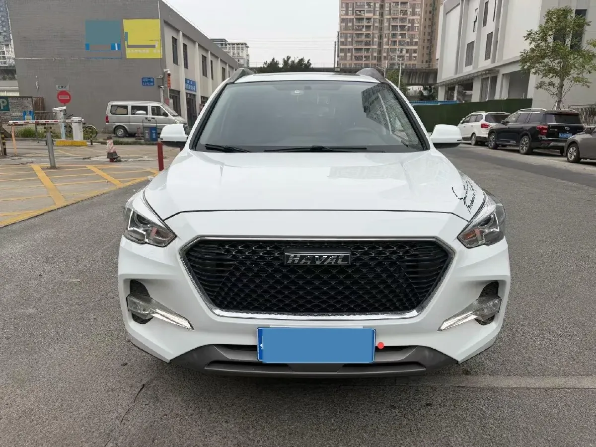 2019 Haval M6 1.5T 150HP L4 7DCT,autocango,china used car exporter,china ev exporter,chinese used car exporter,chinese used ev exporter