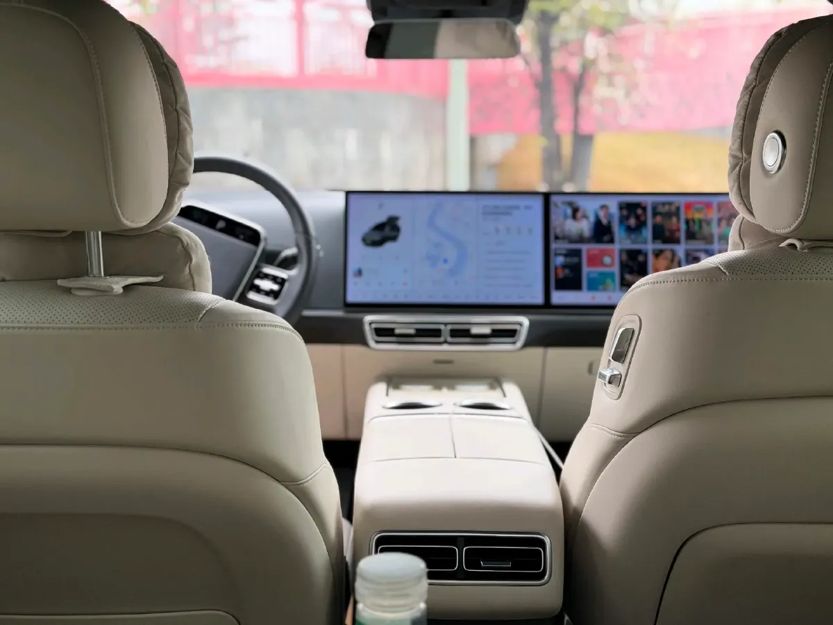 2023 Li L7 Range Extended 154HP REEV 40.9KWH,autocango,china used car exporter,china ev exporter,chinese used car exporter,chinese used ev exporter