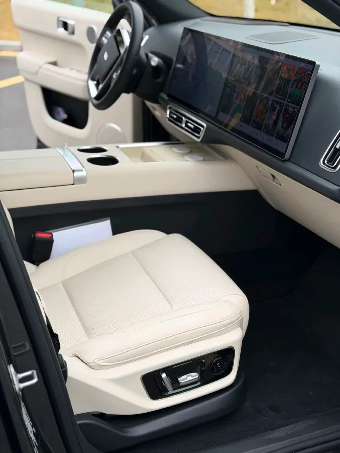 2023 Li L7 Range Extended 154HP REEV 40.9KWH,autocango,china used car exporter,china ev exporter,chinese used car exporter,chinese used ev exporter