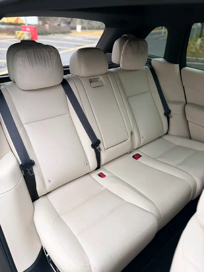 2023 Li L7 Range Extended 154HP REEV 40.9KWH,autocango,china used car exporter,china ev exporter,chinese used car exporter,chinese used ev exporter