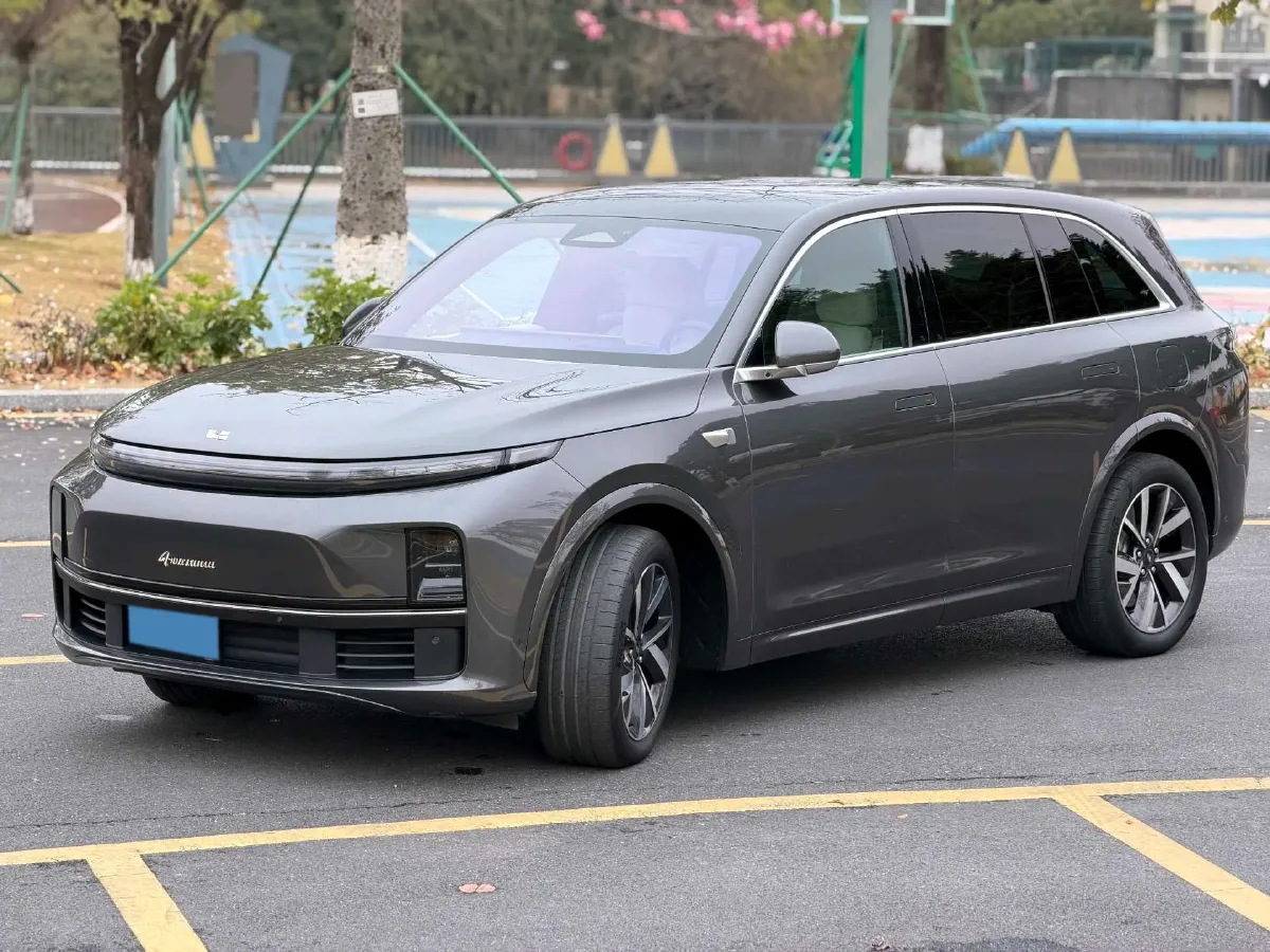 2023 Li L7 Range Extended 154HP REEV 40.9KWH,autocango,china used car exporter,china ev exporter,chinese used car exporter,chinese used ev exporter