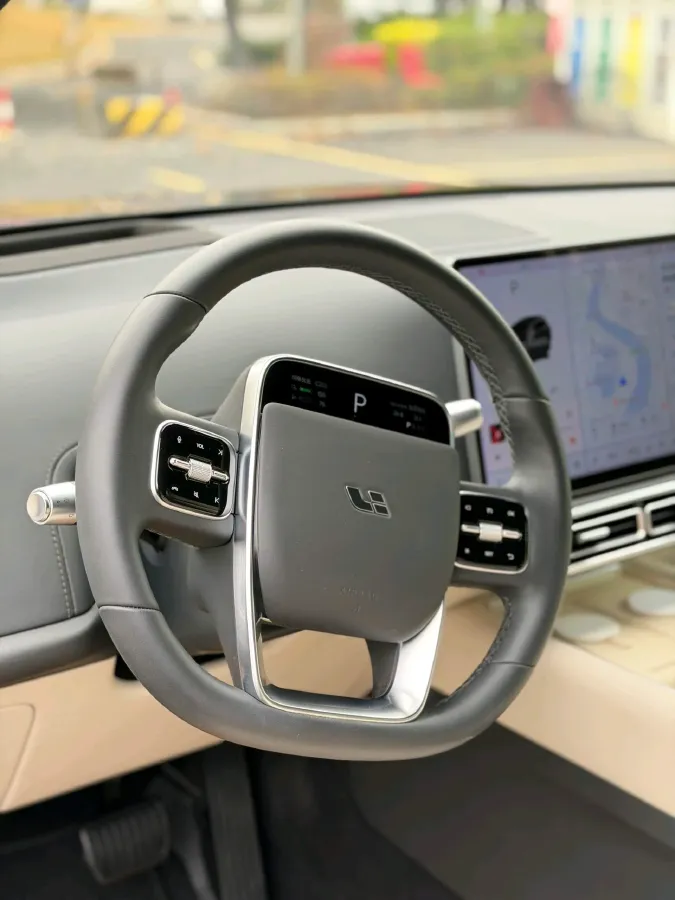 2023 Li L7 Range Extended 154HP REEV 40.9KWH,autocango,china used car exporter,china ev exporter,chinese used car exporter,chinese used ev exporter