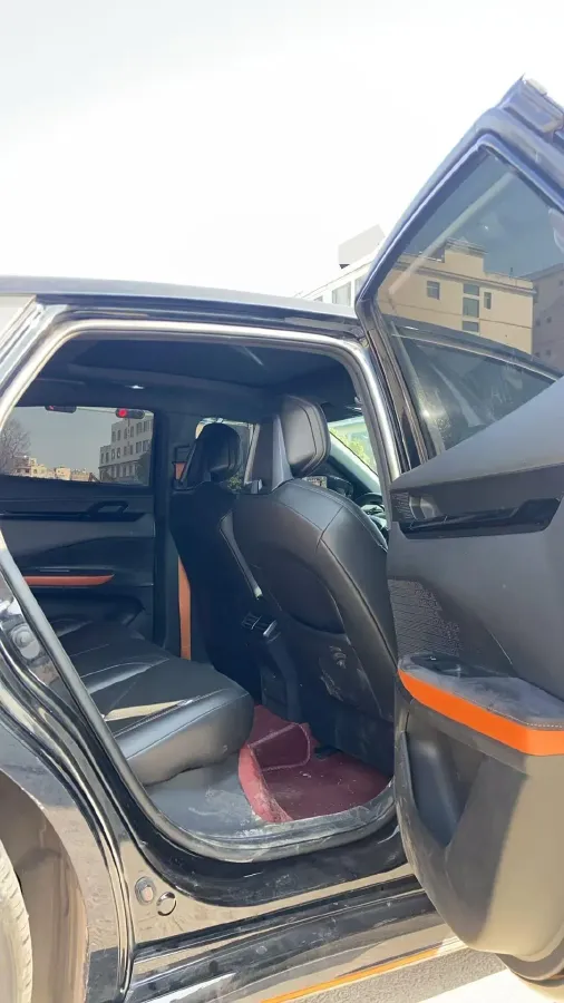 2022 ChangAn UNI-V 1.5T 188HP L4 7DCT,autocango,china used car exporter,china ev exporter,chinese used car exporter,chinese used ev exporter