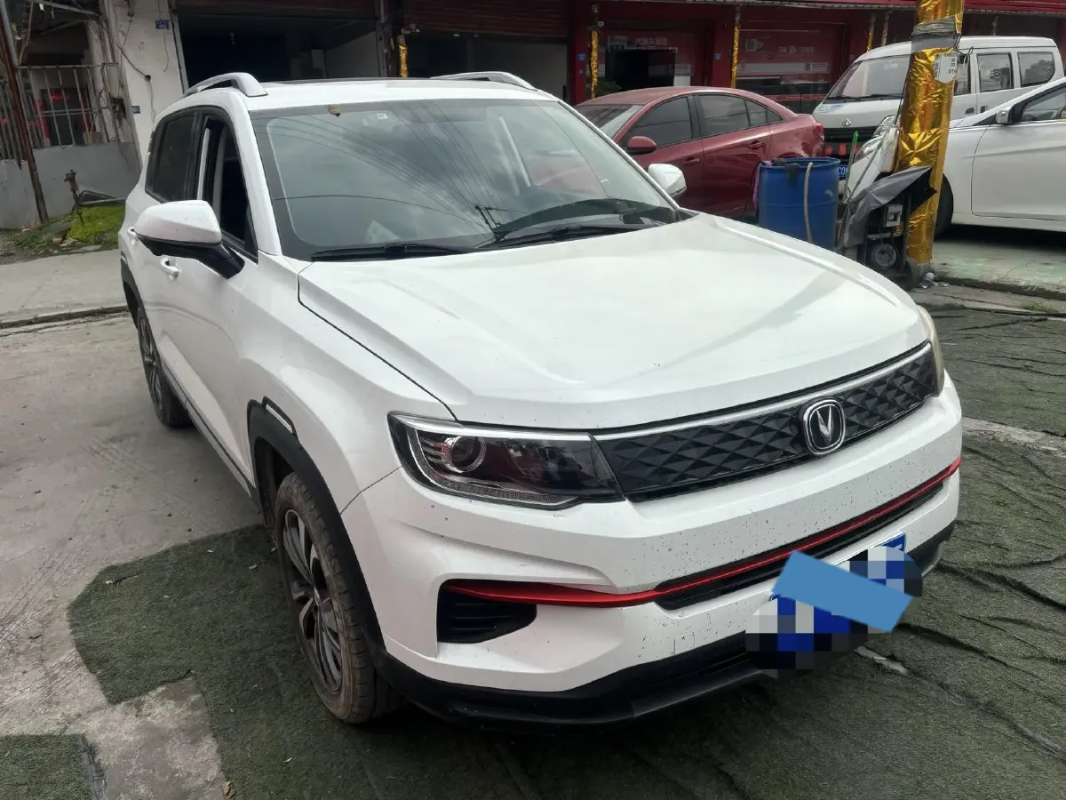 2021 ChangAn CS35 Plus 1.6L 128HP L4 CVT,autocango,china used car exporter,china ev exporter,chinese used car exporter,chinese used ev exporter