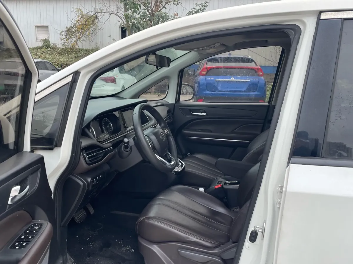 2021 GAC Trumpchi M6 1.5T 169HP L4 7DCT,autocango,china used car exporter,china ev exporter,chinese used car exporter,chinese used ev exporter