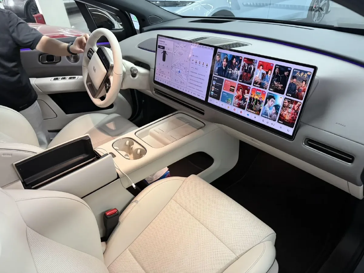 2025 Li i6 BEV,autocango,china used car exporter,china ev exporter,chinese used car exporter,chinese used ev exporter