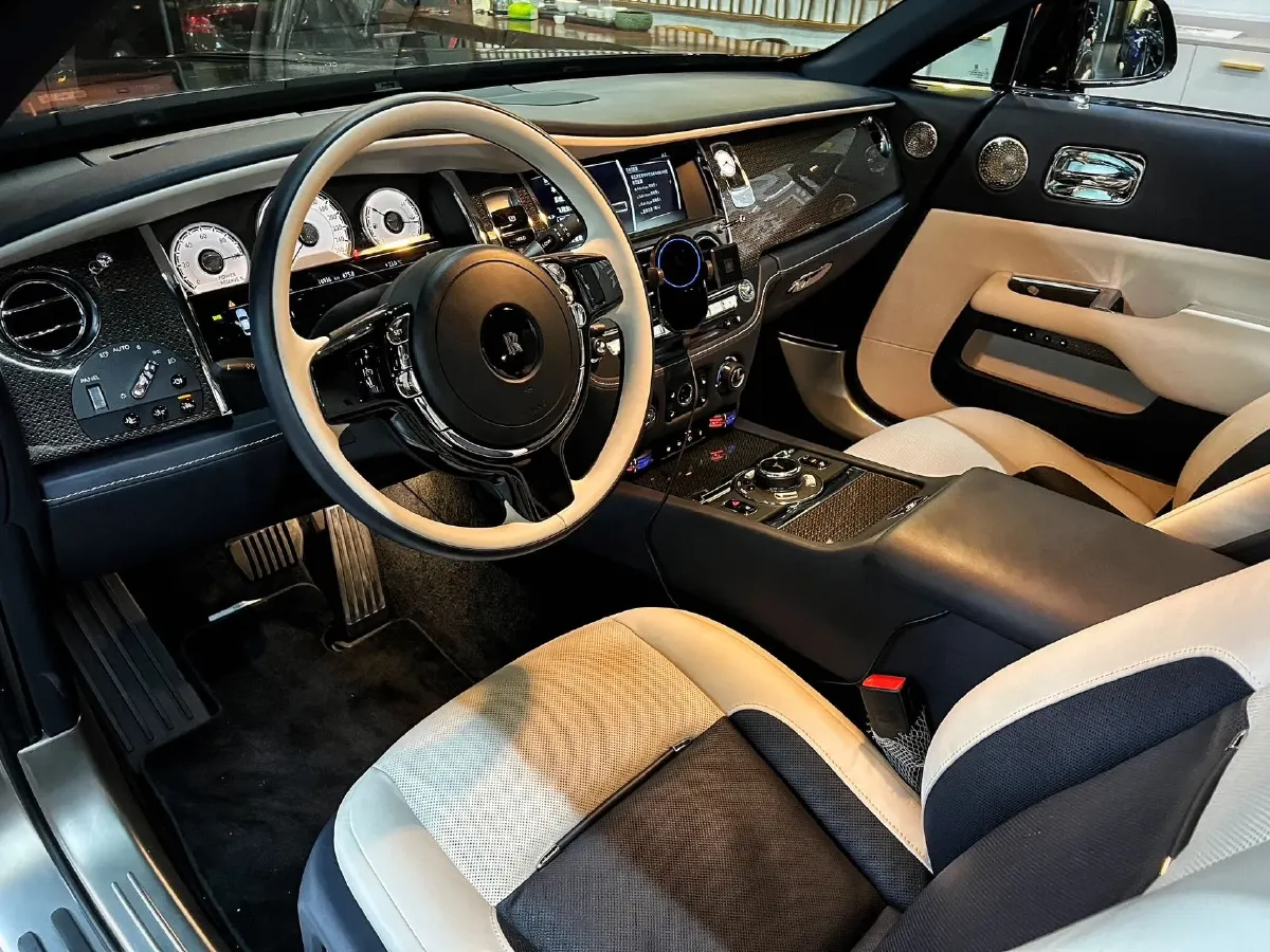 2018 Rolls-Royce Wraith 6.6T 632HP V12 8AT,autocango,china used car exporter,china ev exporter,chinese used car exporter,chinese used ev exporter