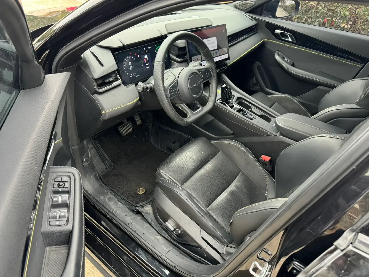 2023 Haval H5 2.0T 224HP L4 8AT,autocango,china used car exporter,china ev exporter,chinese used car exporter,chinese used ev exporter